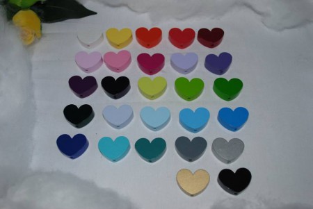 Herzen in weiß, gelb, orange, rot, bordeauxrot, rosa, babyrosa, pink, flieder, blaulila, purpurlila, dunkellila, lemon, gelbgrün, grün, dunkelgrün, pastelblau, babyblau, skyblau, mittelblau, dunkelblau, helltürkis, türkis, grau, silber, gold, schwarz